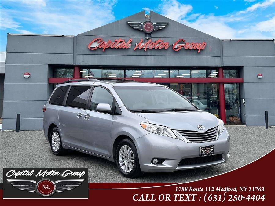 2017 Toyota Sienna XLE — Minivan — 83,471 mi — Medford, NY