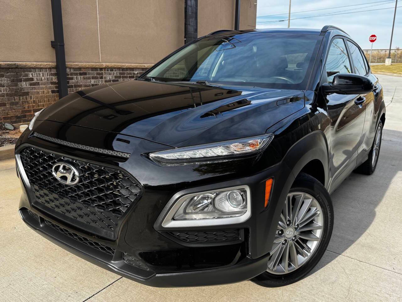 2020 Hyundai Kona SEL — SUV — 123,251 mi — Marietta, GA
