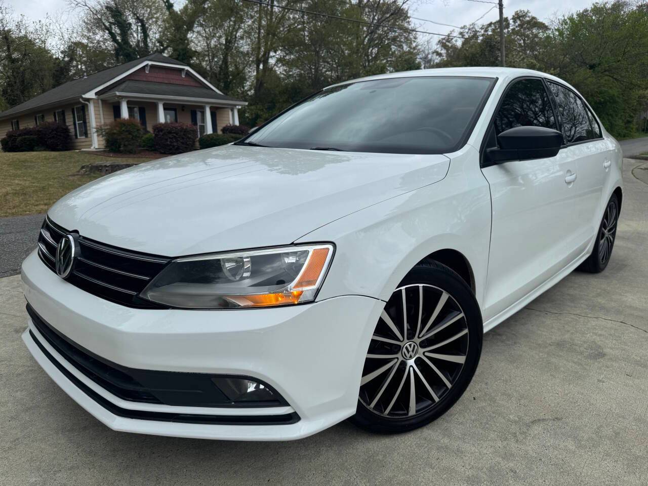 2016 Volkswagen Jetta 1.8T Sport — Sedan — 121,814 mi — Marietta, GA
