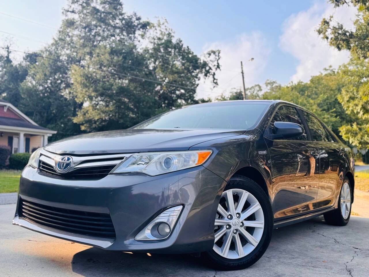 2013 Toyota Camry Hybrid LE — Sedan — 137,930 mi — Marietta, GA