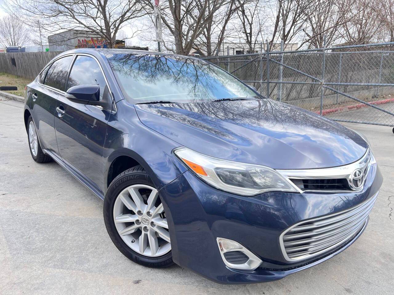 2014 Toyota Avalon XLE — Sedan — 143,331 mi — Marietta, GA