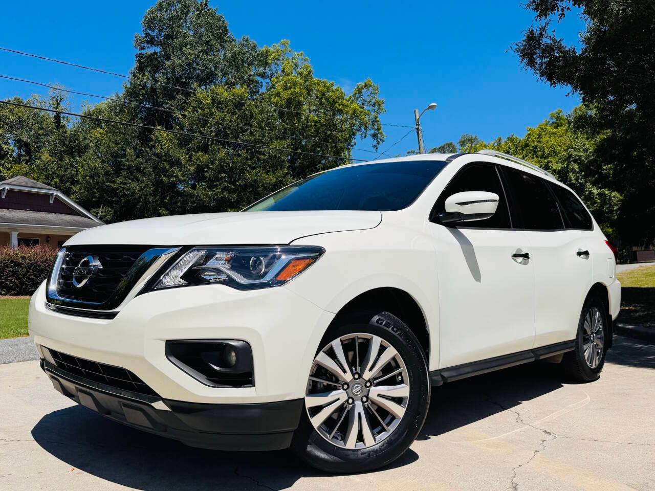 2018 Nissan Pathfinder SV — SUV — 125,585 mi — Marietta, GA