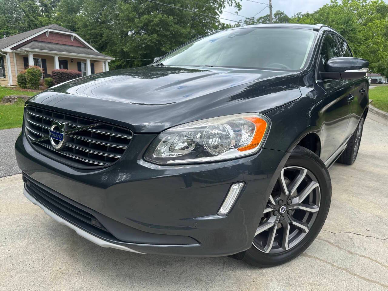 2016 Volvo XC60 T5 Drive-E Premier — SUV — 137,473 mi — Marietta, GA
