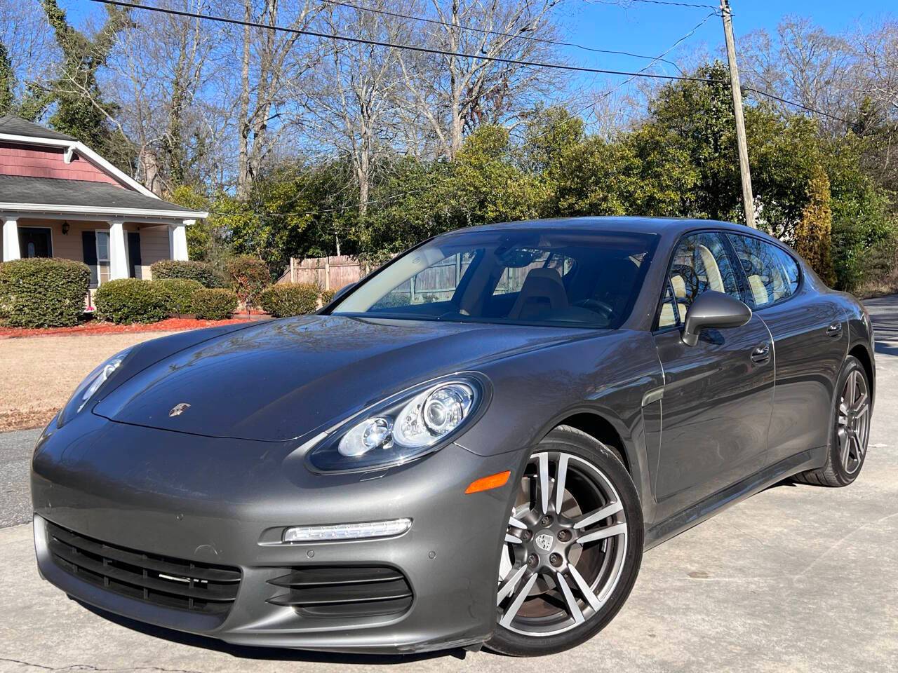 2016 Porsche Panamera