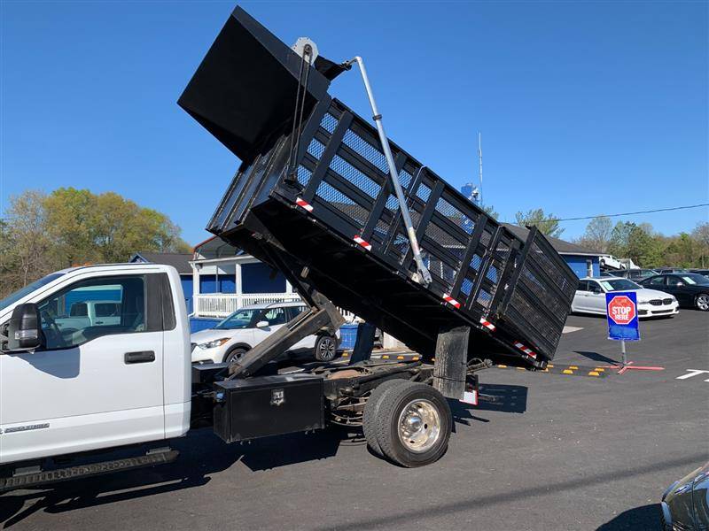 2017 Ford Super Duty F-450 Chassis Cab XLT — Chassis Cab Truck — 129,609 mi — Bealeton, VA