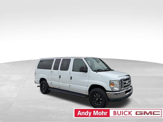 2013 Ford Econoline Wagon E-350 Super Duty XLT
