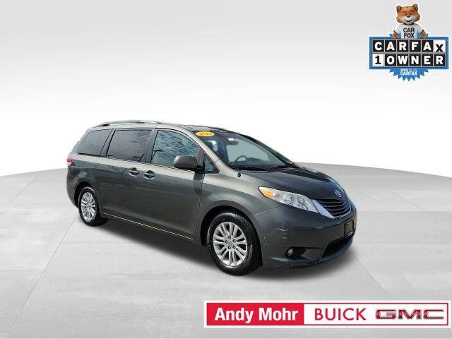 2012 Toyota Sienna Base — Minivan — 145,288 mi — Fishers, IN