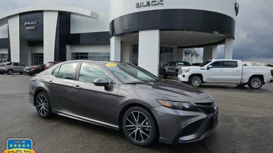 2021 Toyota Camry SE — Sedan — 56,665 mi — Fishers, IN