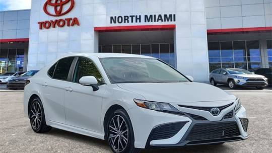 2023 Toyota Camry SE — Sedan — 4,463 mi — Miami, FL