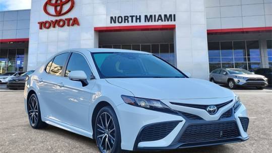 2024 Toyota Camry SE — Sedan — 31,634 mi — Miami, FL