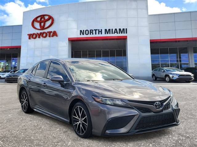 2022 Toyota Camry SE — Sedan — 86,215 mi — Miami, FL