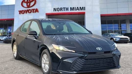 2025 Toyota Camry LE — Sedan — 311 mi — Miami, FL