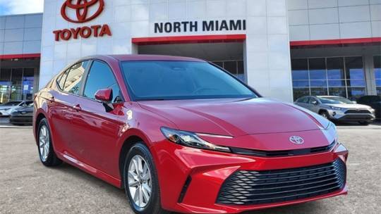 2025 Toyota Camry LE — Sedan — 10,108 mi — Miami, FL