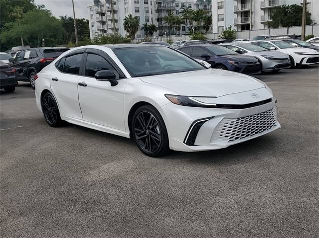 2025 Toyota Camry XSE — Sedan — 4,293 mi — Miami, FL