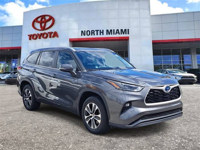 2023 Toyota Highlander Hybrid XLE — SUV — 25,519 mi — Miami, FL