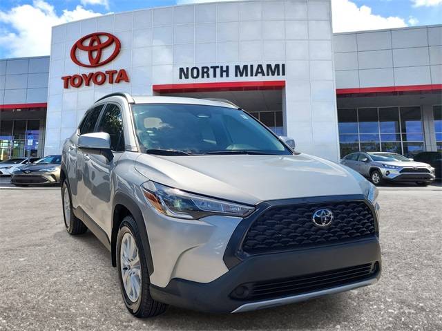 2024 Toyota Corolla Cross LE — SUV — 9,864 mi — Miami, FL