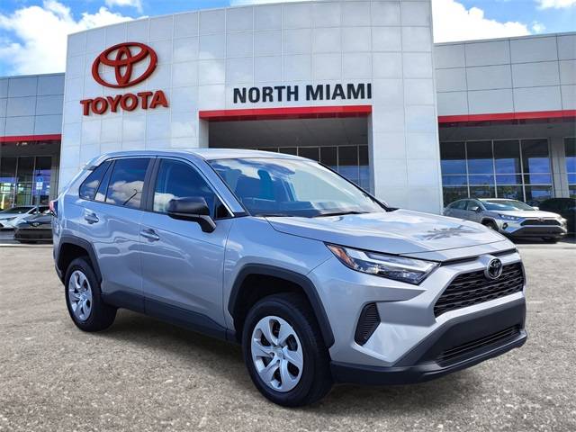 2025 Toyota RAV4 LE — SUV — 1,365 mi — Miami, FL