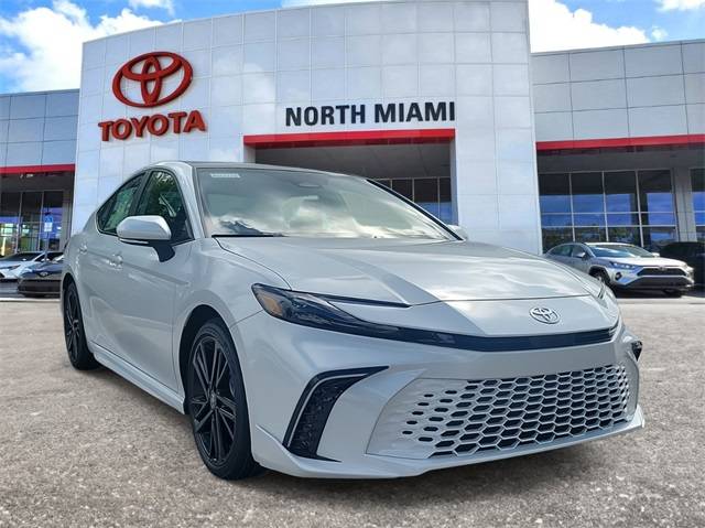 2025 Toyota Camry XSE — Sedan — 11 mi — Miami, FL
