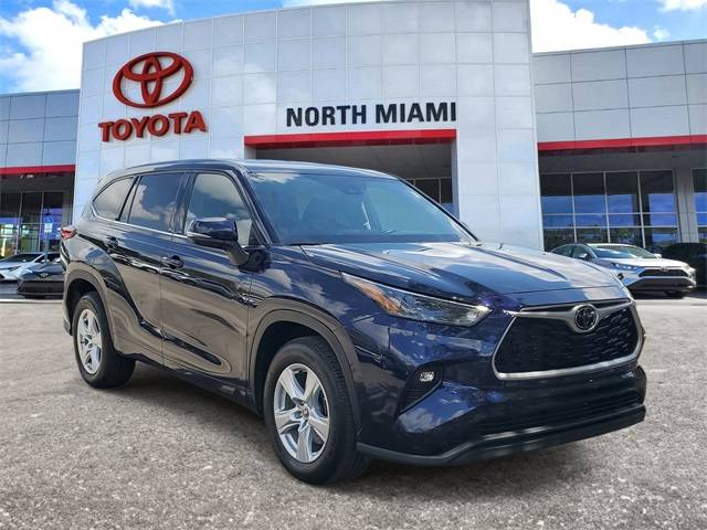 2022 Toyota Highlander LE — SUV — 26,537 mi — Miami, FL