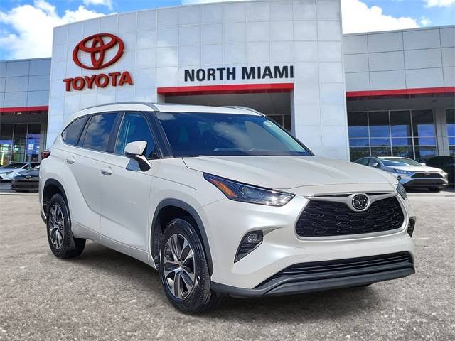 2023 Toyota Highlander L — SUV — 33,404 mi — Miami, FL