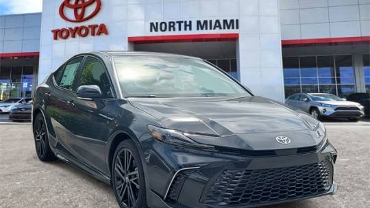 2025 Toyota Camry XSE — Sedan — 10 mi — Miami, FL