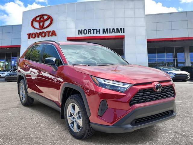 2025 Toyota RAV4 XLE — SUV — 83 mi — Miami, FL