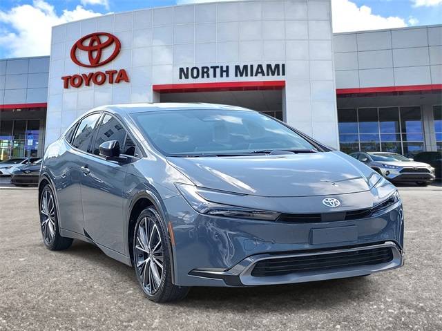2023 Toyota Prius Limited — Hatchback — 9,730 mi — Miami, FL