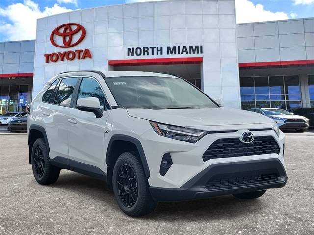 2024 Toyota RAV4 XLE — SUV — 665 mi — Miami, FL