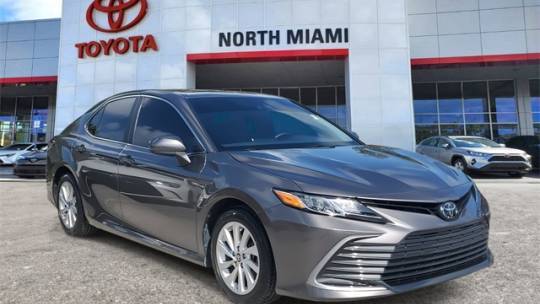 2024 Toyota Camry LE — Sedan — 26,512 mi — Miami, FL