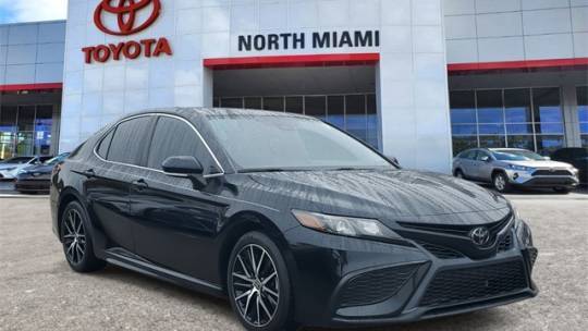2022 Toyota Camry SE — Sedan — 58,086 mi — Miami, FL