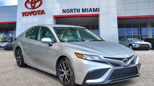 2021 Toyota Camry SE — Sedan — 96,042 mi — Miami, FL