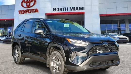 2025 Toyota RAV4 XLE — SUV — 56 mi — Miami, FL