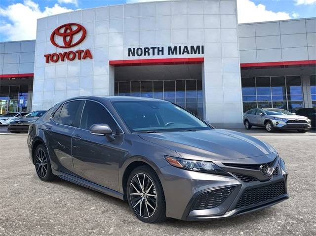 2023 Toyota Camry SE — Sedan — 9,643 mi — Miami, FL