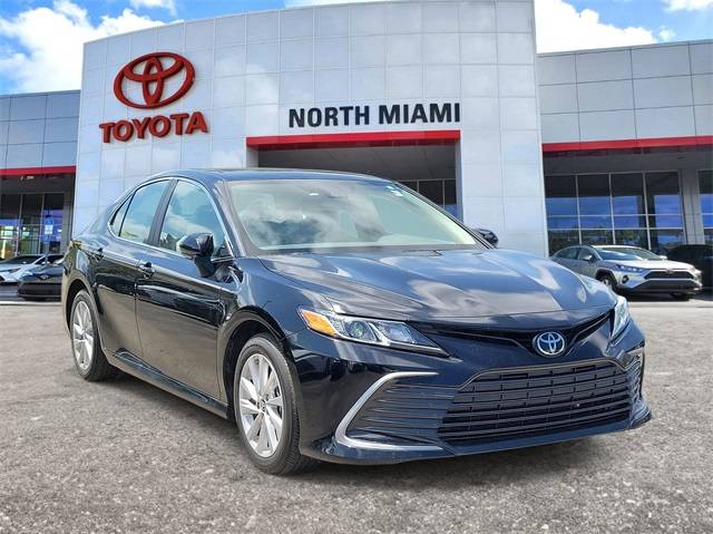 2024 Toyota Camry LE — Sedan — 15,250 mi — Miami, FL