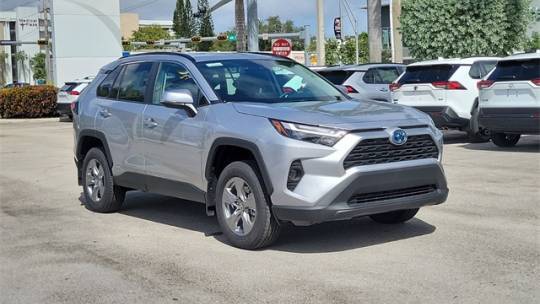 2024 Toyota RAV4 Hybrid XLE — SUV — 5,467 mi — Miami, FL