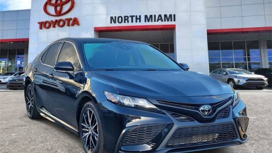 2024 Toyota Camry SE — Sedan — 15,441 mi — Miami, FL