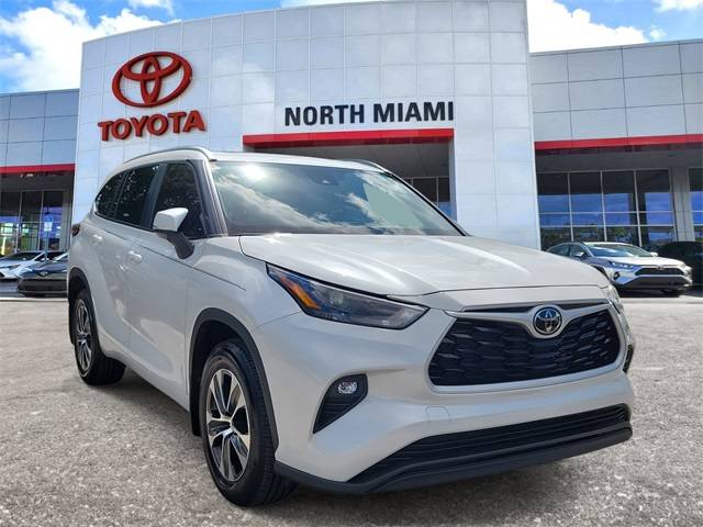 2024 Toyota Highlander XLE — SUV — 14,436 mi — Miami, FL