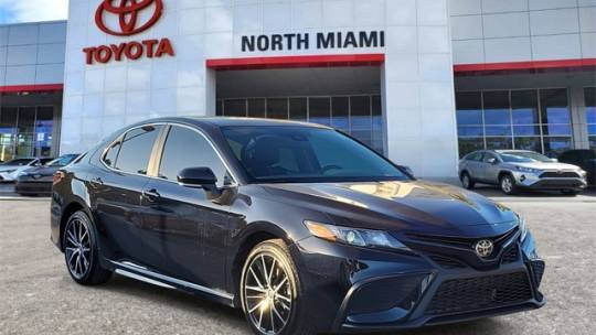 2024 Toyota Camry SE — Sedan — 12,016 mi — Miami, FL