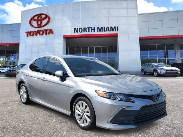 2024 Toyota Camry LE — Sedan — 18,999 mi — Miami, FL