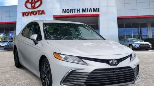 2023 Toyota Camry XLE — Sedan — 10,655 mi — Miami, FL