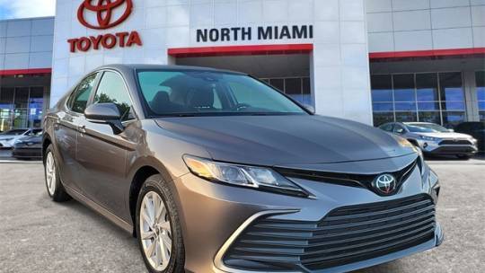 2024 Toyota Camry LE — Sedan — 52,317 mi — Miami, FL