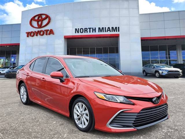 2024 Toyota Camry LE — Sedan — 5,802 mi — Miami, FL