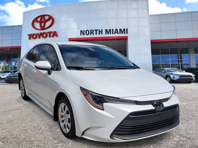 2025 Toyota Corolla LE — Sedan — 5,302 mi — Miami, FL