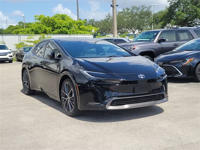 2024 Toyota Prius Limited — Hatchback — 986 mi — Miami, FL