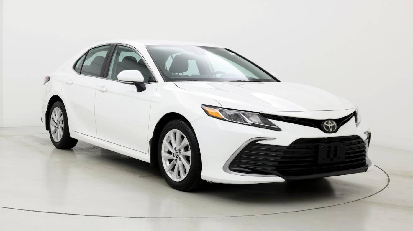 2021 Toyota Camry LE — Sedan — 24,558 mi — Myrtle Beach, SC