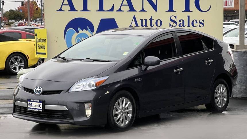 2015 Toyota Prius Advanced — Hatchback — 103,367 mi — Sacramento, CA