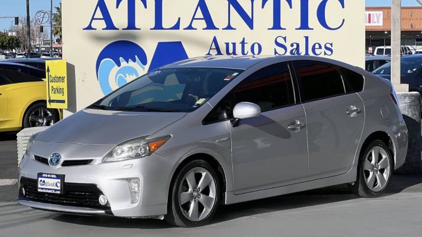 2013 Toyota Prius Five — Sedan — 102,322 mi — Sacramento, CA