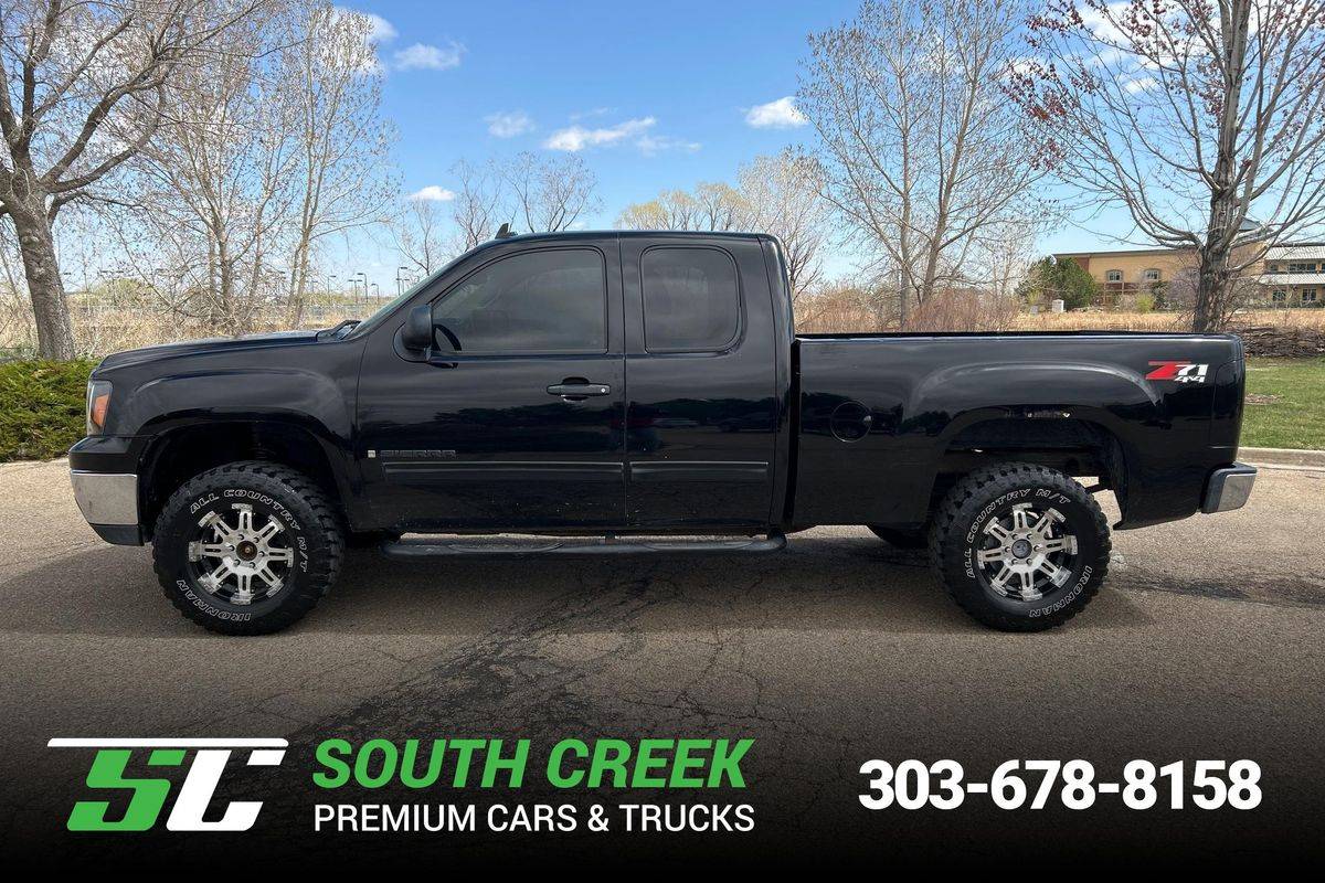 2007 GMC Sierra 1500 SLE1 — Pickup Truck — 191,321 mi — Longmont, CO