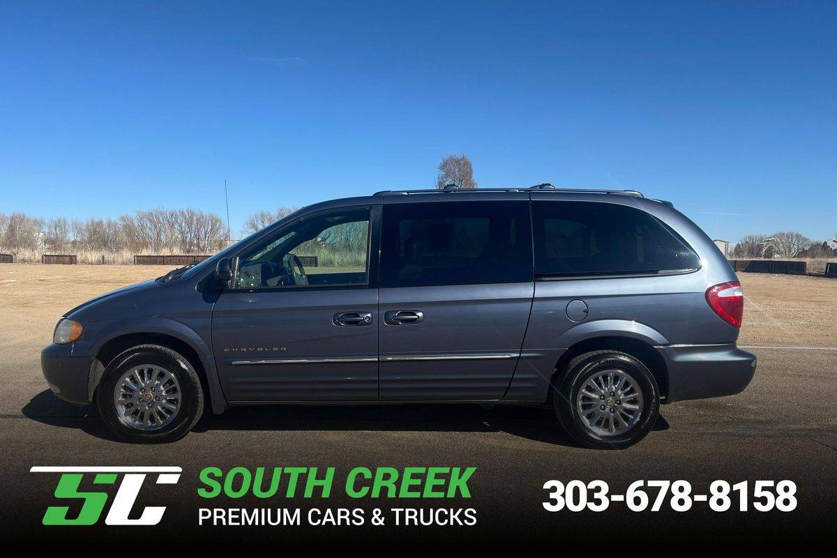 2001 Chrysler Town & Country Limited — Minivan — 149,548 mi — Longmont, CO