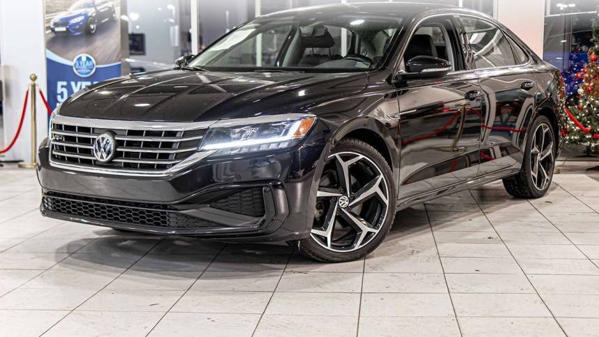 2020 Volkswagen Passat R-Line — Sedan — 25,500 mi — Palos Hills, IL